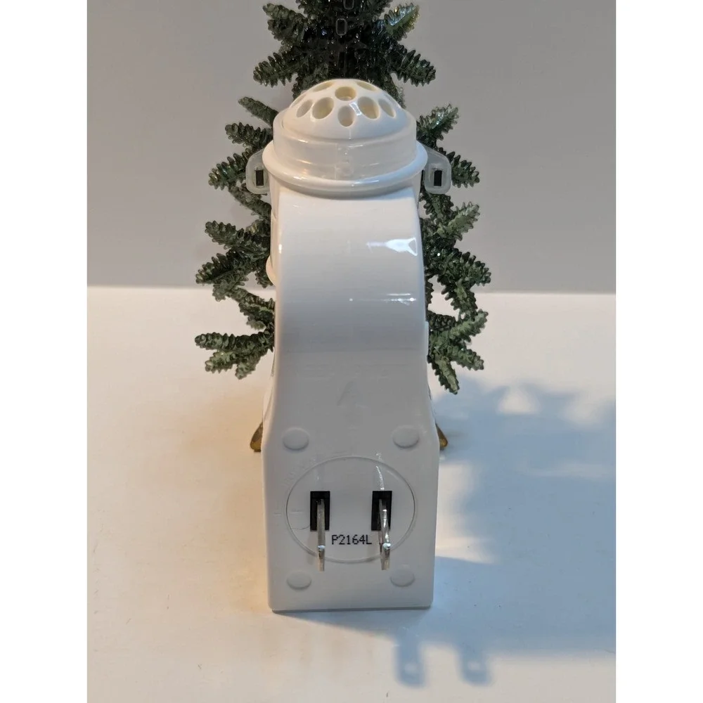 Bath & Body Works Christmas COUNTRY PINE TREE w/‎ Glitter Wallflower Plug In